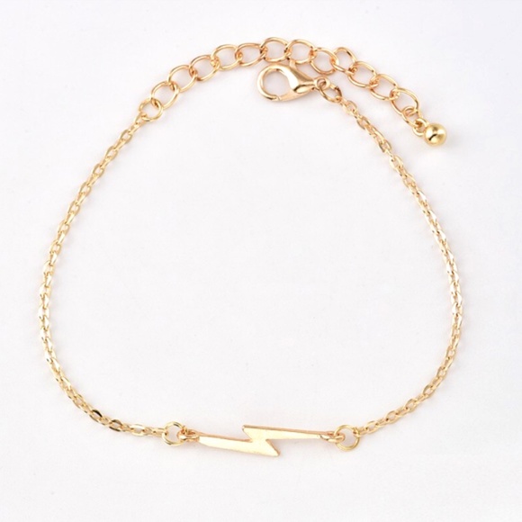 'Anise' Gold Bracelet Set - Picture 9 of 11